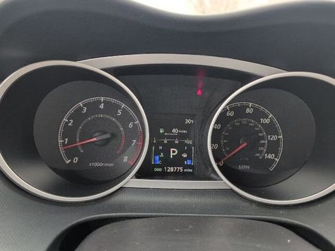 Used 2012 Mitsubishi Outlander SE AWD/4WD image 14
