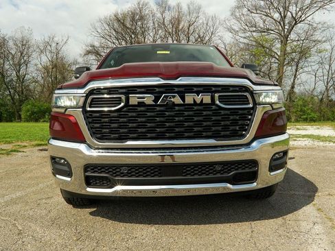 Used 2025 RAM 1500 Big Horn AWD/4WD image 7