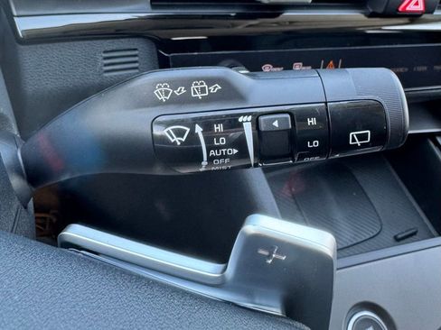 New 2026 Kia Sportage EX image 17