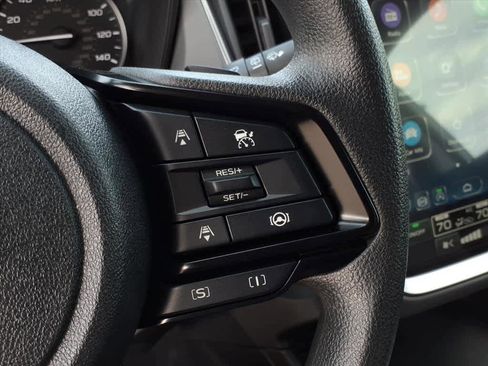 Used 2024 Subaru Crosstrek 2.0i Premium image 34