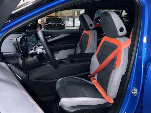 New 2026 Chevrolet Blazer EV SS w/ Performance Package image 9