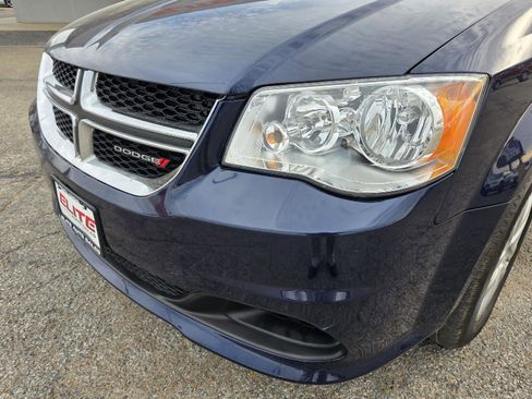 Used 2017 Dodge Grand Caravan SE w/ Power Window Group FWD image 33