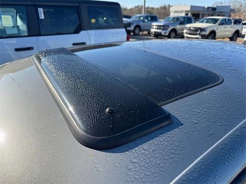 Used 2013 Volkswagen Golf 4-Door image 8