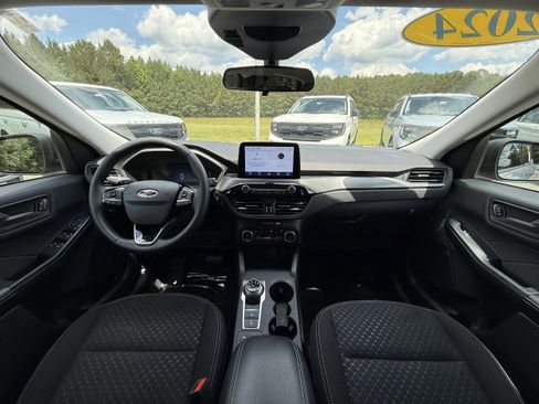 Used 2024 Ford Escape Active AWD/4WD image 11