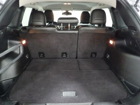 Used 2018 Jeep Cherokee Latitude Plus w/ Cold Weather Group image 7