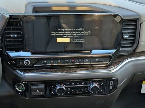 New 2026 GMC Sierra 1500 SLE AWD/4WD image 11