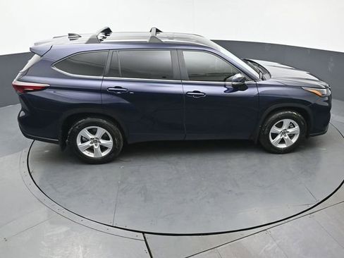 Used 2024 Toyota Highlander LE image 48