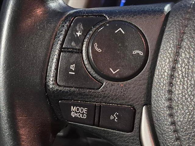 Used 2018 Toyota RAV4 XLE FWD image 14