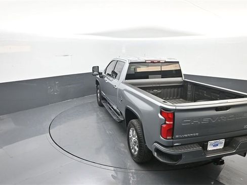 Used 2026 Chevrolet Silverado 2500 High Country w/ Technology Package image 20
