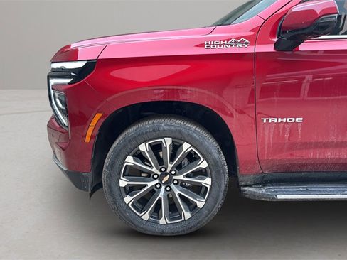 Used 2025 Chevrolet Tahoe High Country w/ Sun And Tow Package image 9