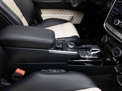 Used 2016 Mercedes-Benz G 63 AMG 4MATIC image 40