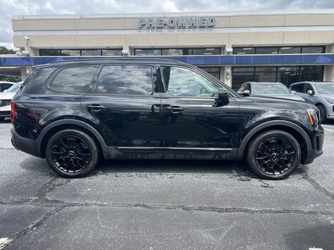Used 2022 Kia Telluride EX w/ EX Premium Package AWD/4WD image 6