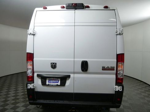 Used 2021 RAM ProMaster 2500 w/ Convenience Group image 7