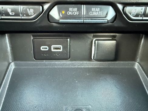 Certified 2024 Chevrolet Tahoe Premier image 31