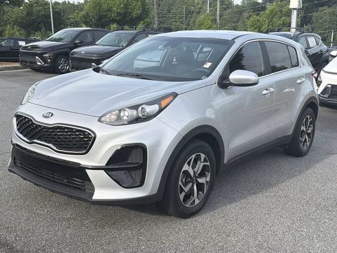 Used 2021 Kia Sportage LX FWD image 3