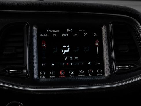 Used 2018 Dodge Challenger SXT Plus image 34