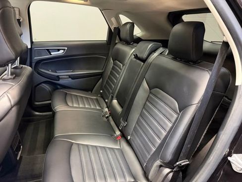 Used 2023 Ford Edge SEL w/ Convenience Package image 19