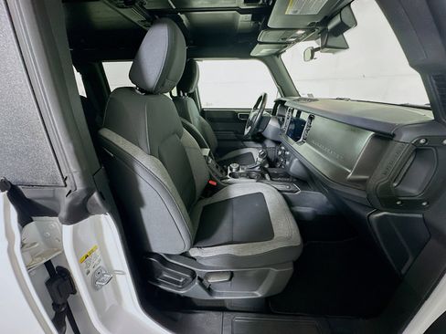 Used 2025 Ford Bronco Big Bend AWD/4WD image 32