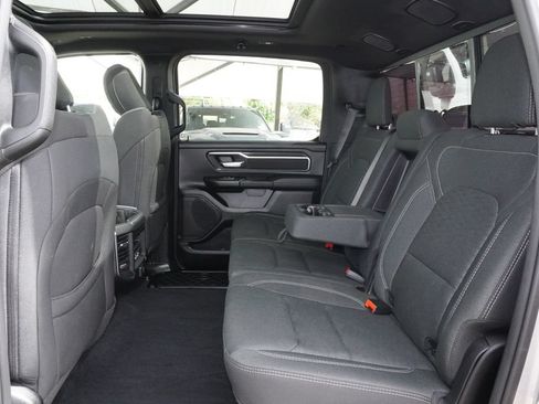 Used 2025 RAM 1500 Big Horn AWD/4WD image 33