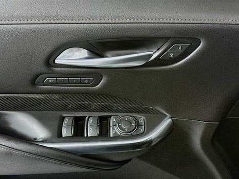 Used 2023 Cadillac XT4 Sport w/ Technology Package image 18