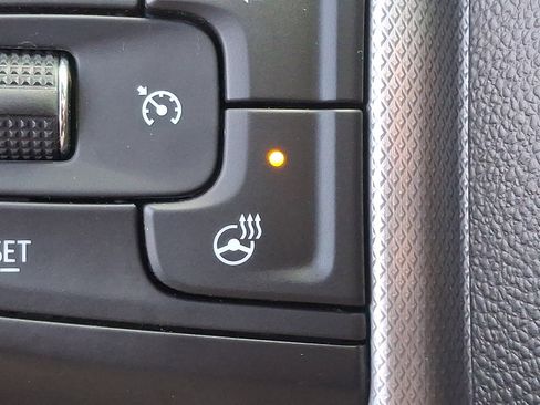 Certified 2023 GMC Yukon Denali image 27