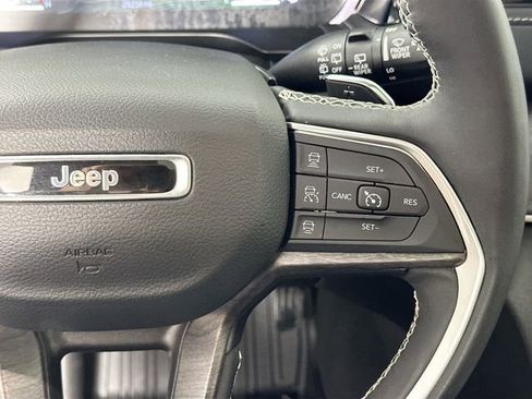 Used 2024 Jeep Grand Cherokee Limited 4xe AWD/4WD image 25