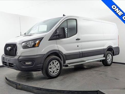 Used 2025 Ford Transit 250 Low Roof w/ Exterior Upgrade Package RWD image 2