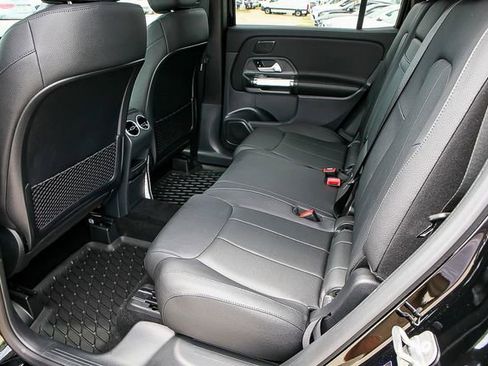 Used 2024 Mercedes-Benz GLB 250 image 20