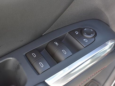 New 2026 Chevrolet Traverse Z71 image 13