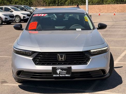 Used 2025 Honda Accord SE image 3