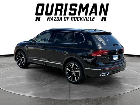 Used 2023 Volkswagen Tiguan SEL R-Line AWD/4WD image 4