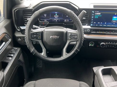 Used 2023 Chevrolet Silverado 1500 RST image 17