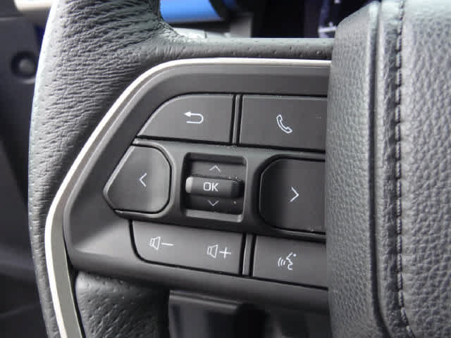 Used 2025 Toyota Tacoma TRD Sport w/ TRD Sport Upgrade Package AWD/4WD image 17