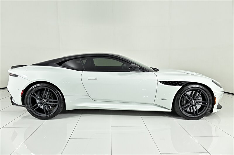 Used 2019 Aston Martin DBS Superleggera RWD image 19