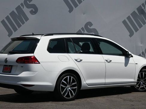 Used 2016 Volkswagen Golf S FWD image 5