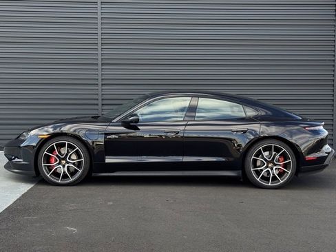 New 2025 Porsche Taycan 4S image 2