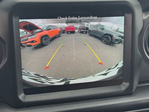 Certified 2022 Jeep Wrangler Unlimited Sport image 22