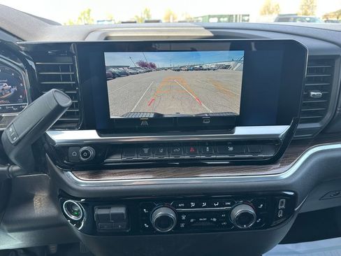 Used 2025 Chevrolet Silverado 2500 LT w/ Convenience Package AWD/4WD image 26