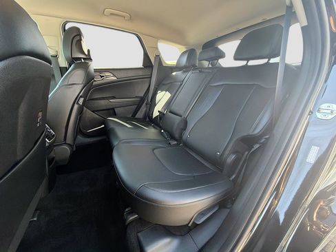 Used 2024 Kia Sportage EX AWD/4WD image 27
