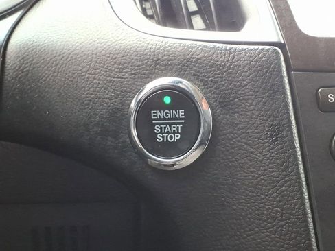 Used 2019 Ford Edge Titanium w/ Cold Weather Package image 32