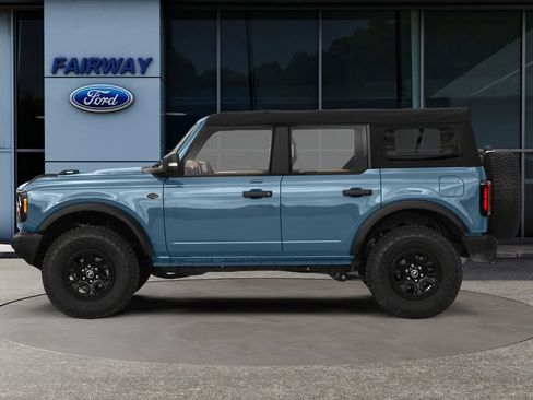 Used 2023 Ford Bronco Wildtrak AWD/4WD image 3
