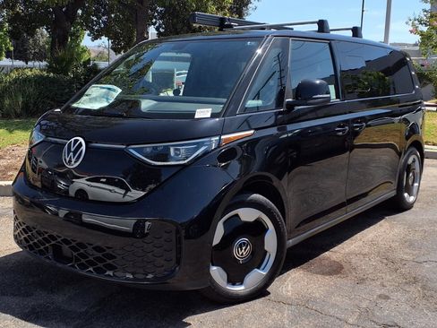 New 2025 Volkswagen ID. Buzz Pro S RWD image 24
