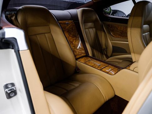 Used 2009 Bentley Continental GT image 49