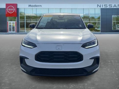 Used 2023 Honda HR-V Sport image 2