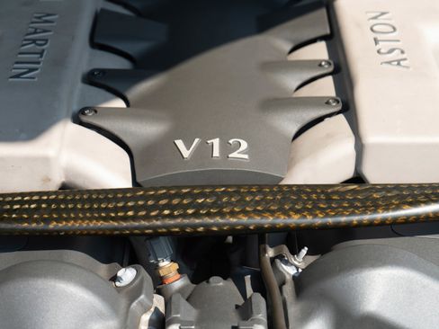 Used 2002 Aston Martin Vanquish image 33