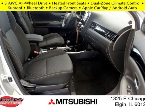 Used 2020 Mitsubishi Outlander SE image 29