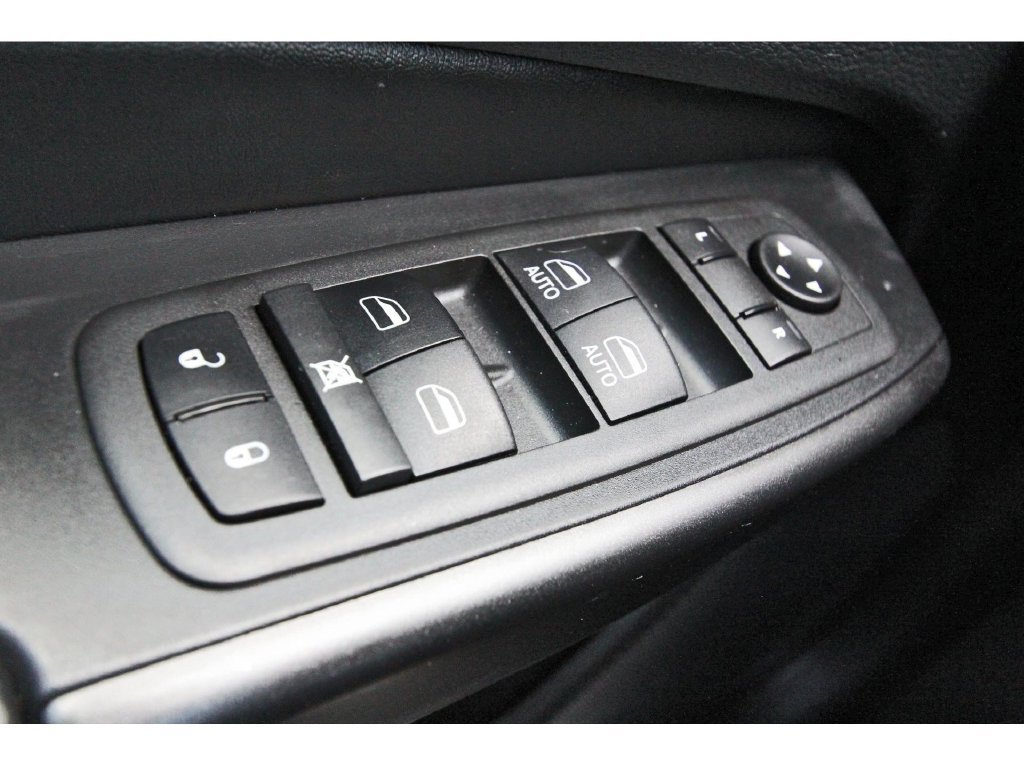 Used 2022 Jeep Cherokee Trailhawk w/ Trailer Tow Group AWD/4WD image 22