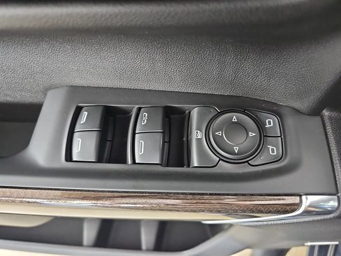 Certified 2020 Chevrolet Silverado 1500 RST AWD/4WD image 33