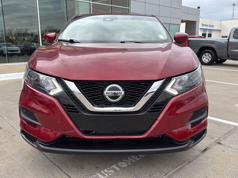 Used 2020 Nissan Rogue Sport S image 4