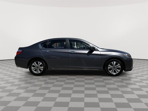 Used 2014 Honda Accord LX image 5